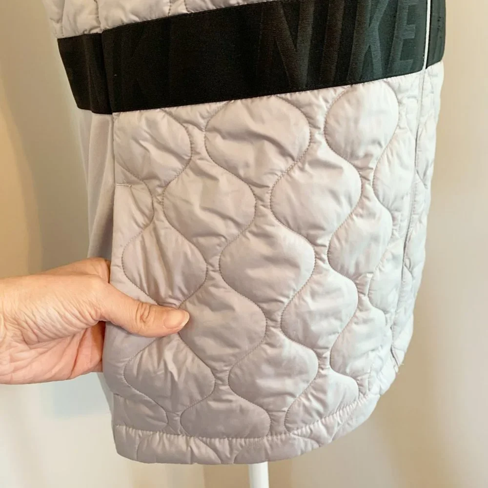 SOLD! Nike Aerolayer Black Gray Running Vest Gilet Quilted Logo - Picture 5 of 12